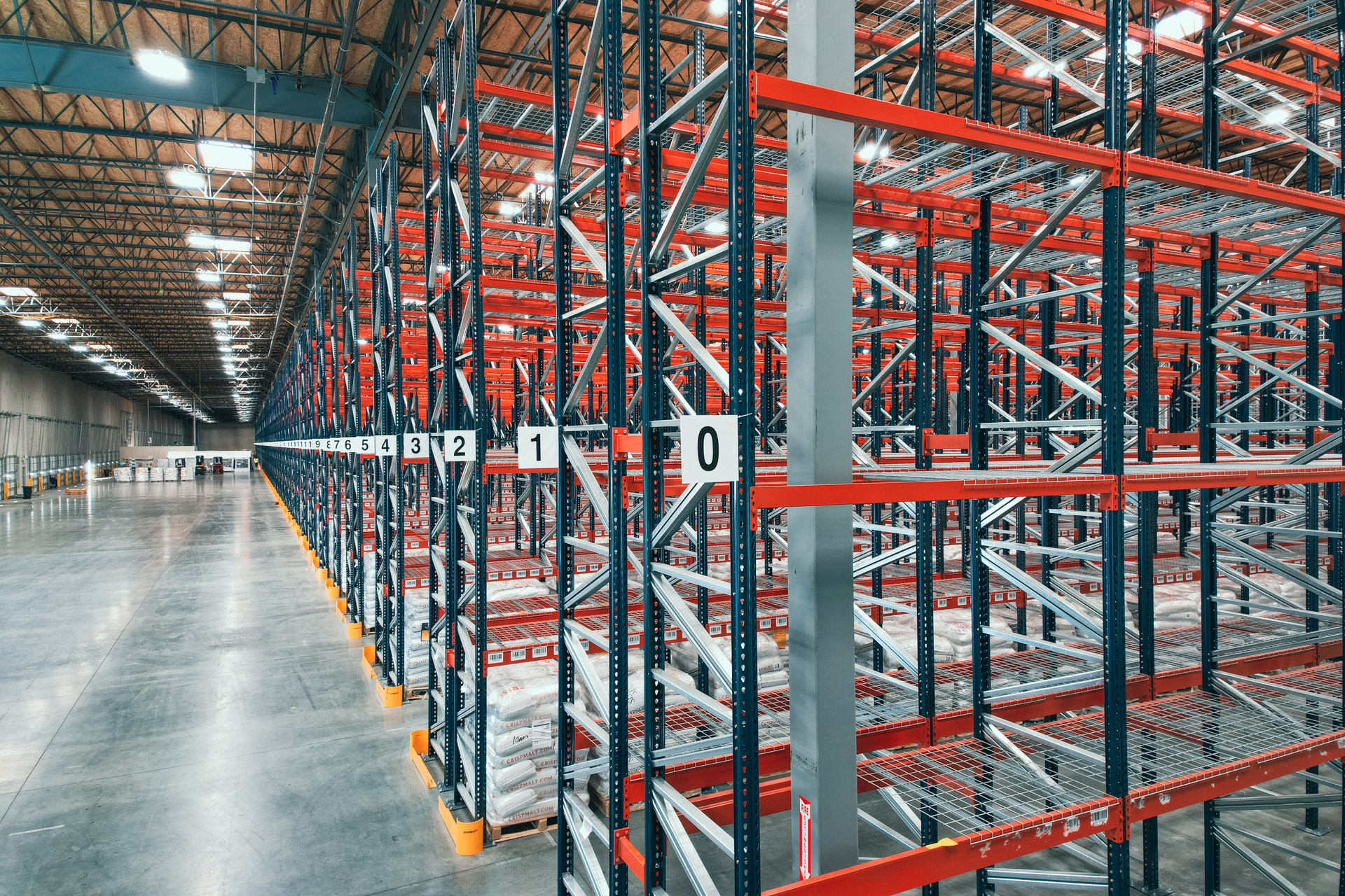 Industrial pallet racking warehouse in Rocklin California